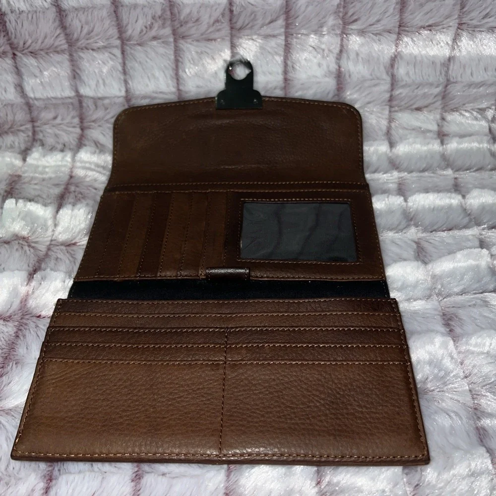 HAYDEN HARNETT BROWN CLUTCH WALLET‎ RN#137646